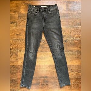 Levis 721 high rise skinny size 28